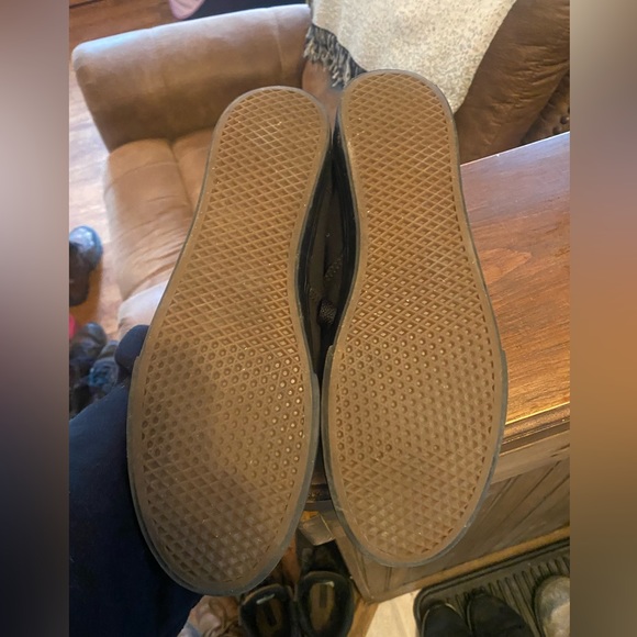 Women’s Vans - Picture 2 of 2